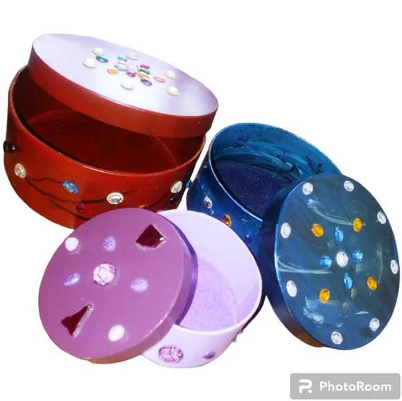 Handcraftered Storage Rounds - Picture 1 of 10